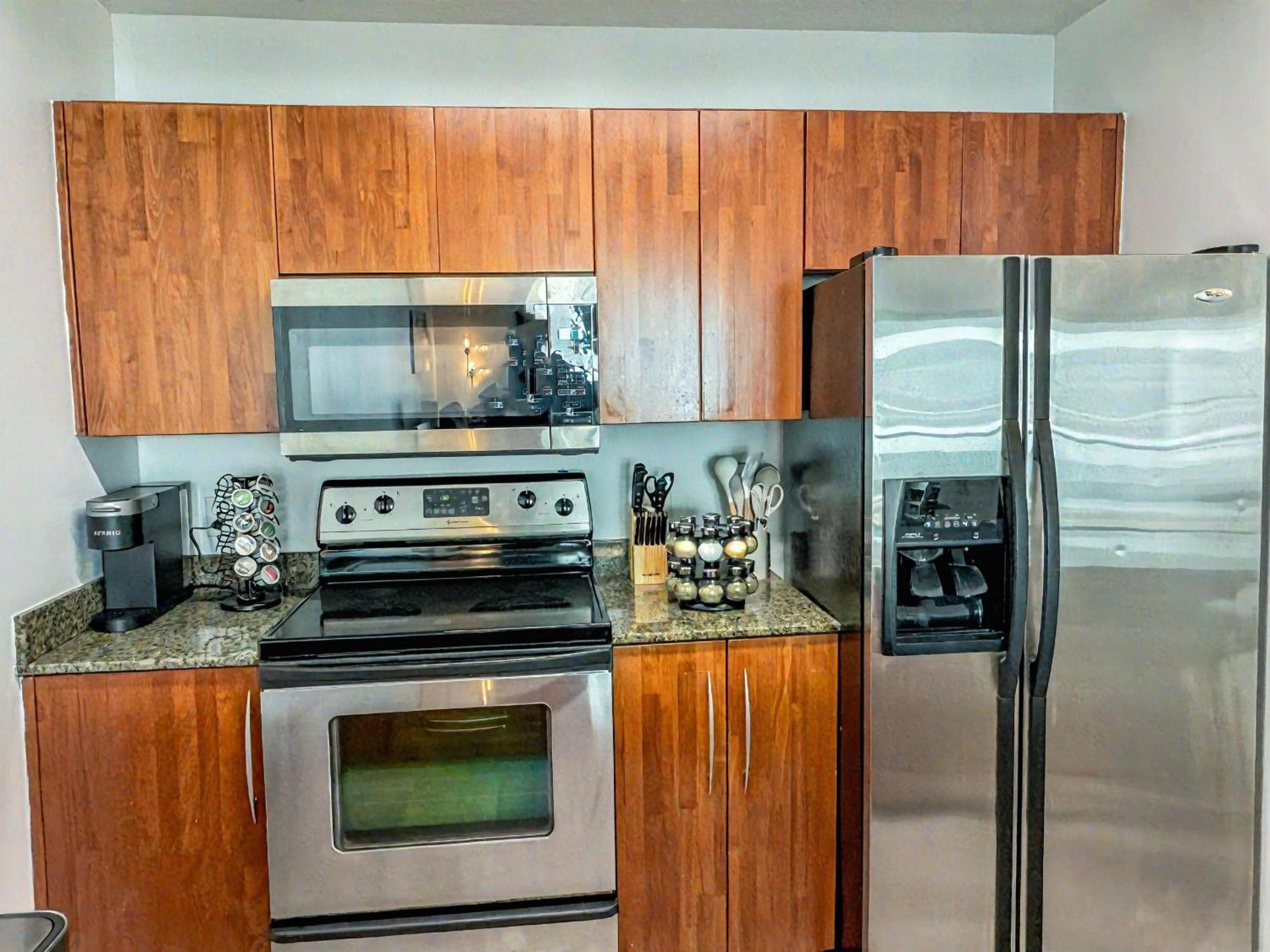 Elegant Centric Vibrant Pool Jacuzzi Free Parking Appartement Miami Buitenkant foto